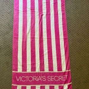 Victoria’s Secret beach towels